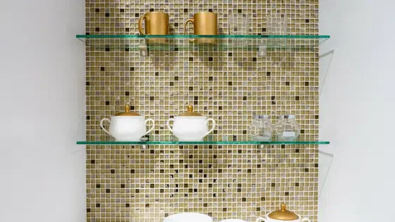 5 Trendy Ways to Use Glass in Your Home