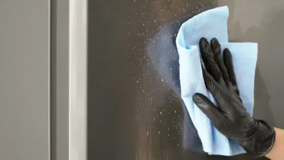 How To Thoroughly Clean Your Shower Door