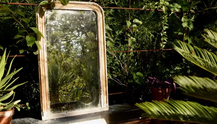 What You Can Do with Old Glass Mirrors